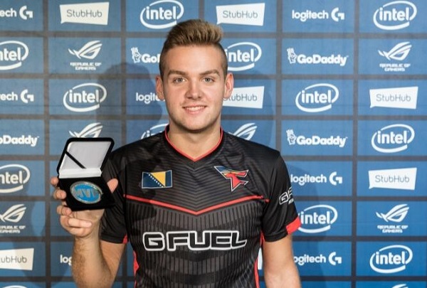 Team Falcons 对阵 G2 Esports ， Team Vitality 将在2025年电子竞技世界杯首场比赛中对阵 Team Liquid